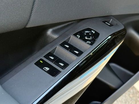 New 2026 BMW X3 xDrive30 w/ M Sport Package AWD/4WD image 16