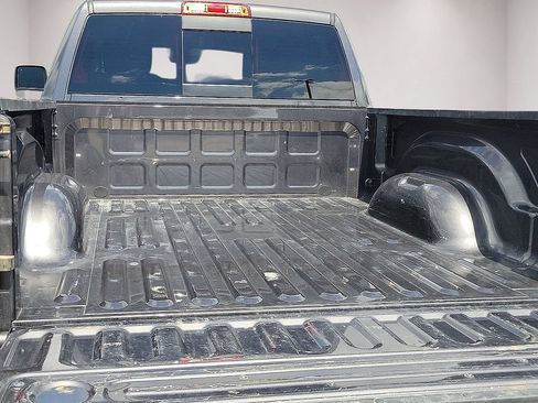 Used 2024 RAM 2500 Laramie w/ Safety Group AWD/4WD image 8