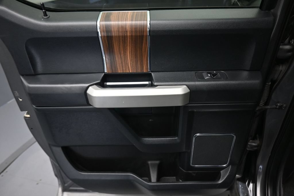 Used 2016 Ford F150 Lariat AWD/4WD image 32