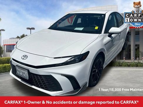 Used 2025 Toyota Camry SE w/ Convenience Package FWD image 2