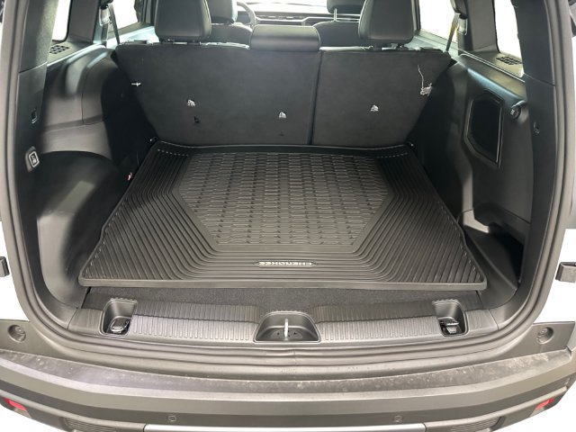 New 2026 Jeep Cherokee Overland AWD/4WD image 16