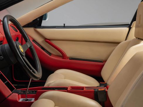 Used 1991 Ferrari Testarossa image 10