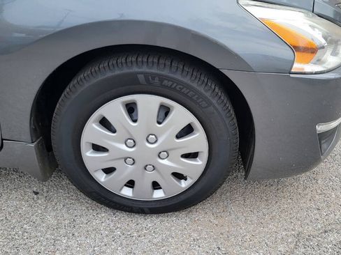 Used 2015 Nissan Altima 2.5 S w/ Power Driver Seat Package FWD image 32