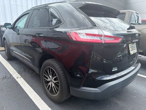 Used 2023 Ford Edge SE AWD/4WD image 4