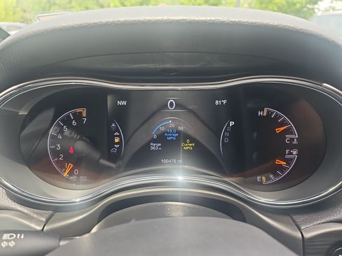 Used 2021 Jeep Grand Cherokee Freedom Edition RWD image 16