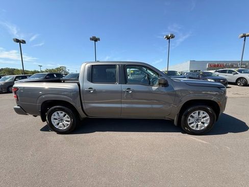 Certified 2023 Nissan Frontier SV w/ SV Convenience Package AWD/4WD image 4