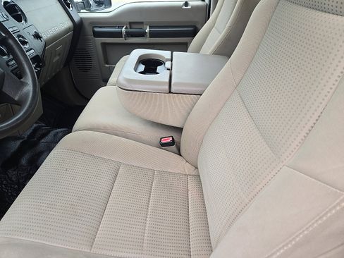 Used 2008 Ford F350 XLT image 15