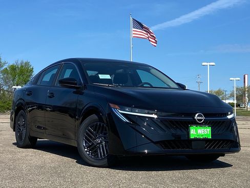 New 2026 Nissan Sentra SV w/ SV Convenience Package FWD image 2