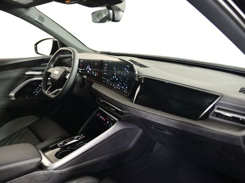 New 2025 Audi SQ5 Premium Plus image 19