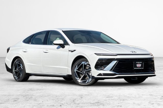 New 2026 Hyundai Sonata SEL FWD image 2