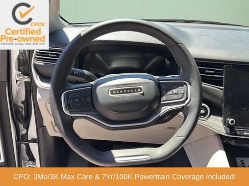 Certified 2024 Jeep Wagoneer Series II w/ Flexible Seating Group RWD image 16