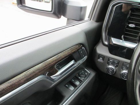 Certified 2025 GMC Sierra 2500 SLE w/ SLE Value Package; image 23