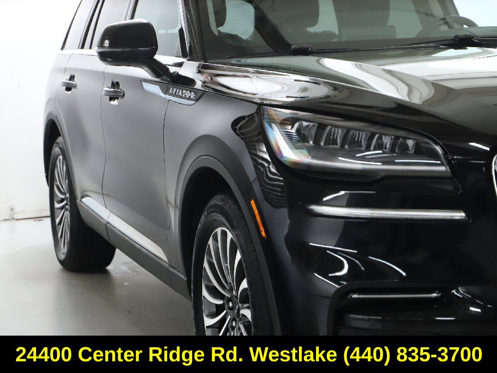 Used 2023 Lincoln Aviator AWD w/ Premium Package image 9