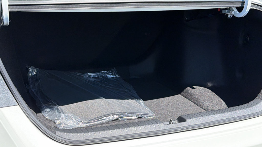 New 2026 Honda Accord LX image 27