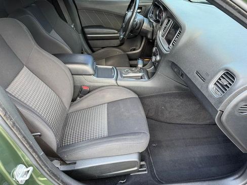 Used 2019 Dodge Charger GT image 12