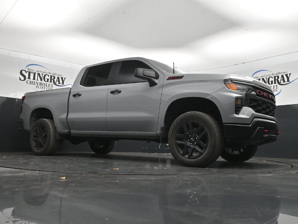 Used 2025 Chevrolet Silverado 1500 Custom Trail Boss AWD/4WD image 26