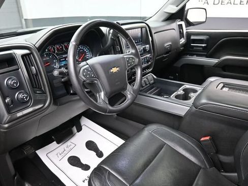 Used 2018 Chevrolet Silverado 1500 LTZ Z71 w/ LTZ Plus Package AWD/4WD image 19