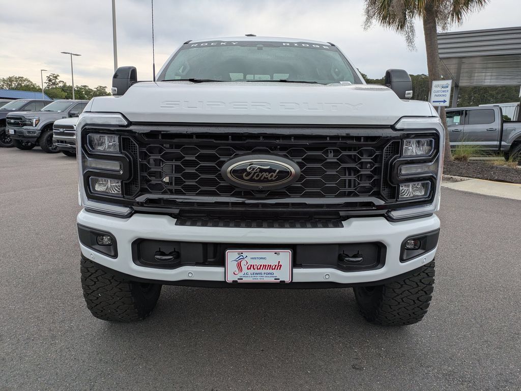 New 2026 Ford F250 Lariat w/ Black Appearance Package AWD/4WD image 9