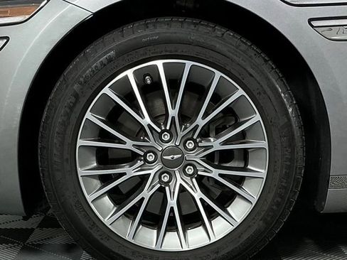 Used 2022 Genesis G80 2.5T image 11