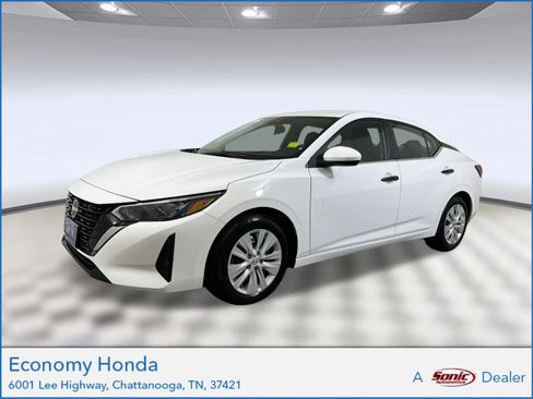 Used 2024 Nissan Sentra S image 1