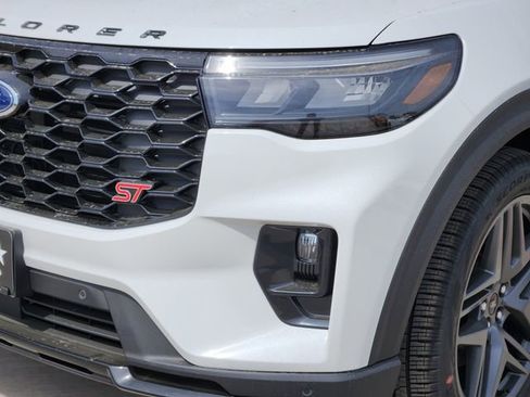 New 2026 Ford Explorer ST AWD/4WD image 6