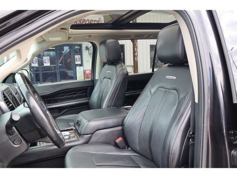 Used 2019 Ford Expedition Max Platinum image 20