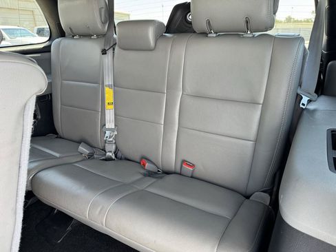 Used 2012 Toyota Sequoia SR5 AWD/4WD image 21