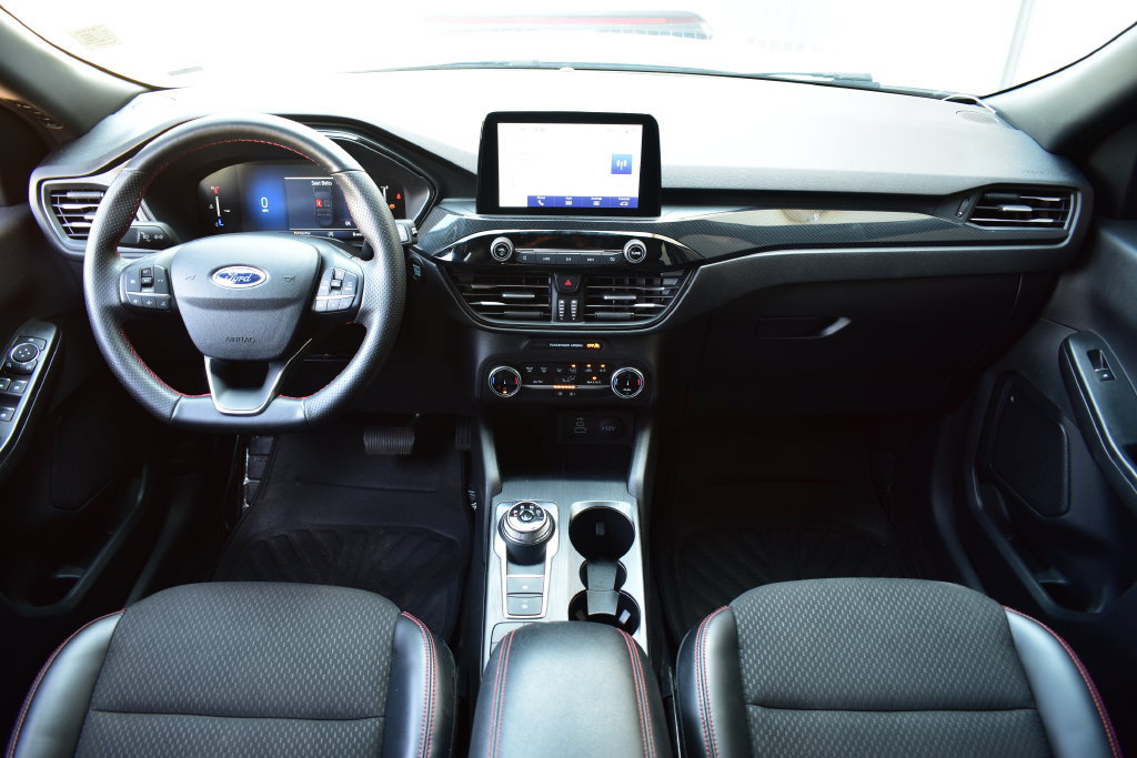 Used 2025 Ford Escape ST-Line FWD image 26