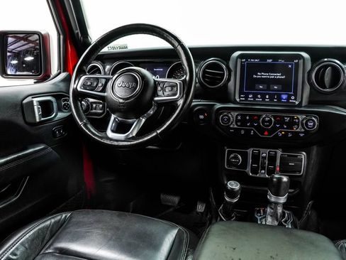 Used 2021 Jeep Wrangler Unlimited Sahara AWD/4WD image 23