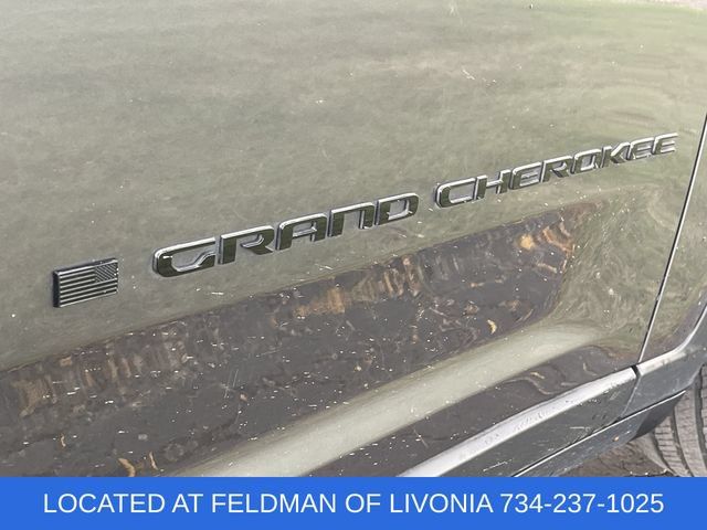 Used 2023 Jeep Grand Cherokee L Laredo AWD/4WD image 31