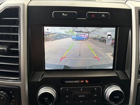 Used 2018 Ford F150 Lariat w/ Equipment Group 502A Luxury AWD/4WD image 10
