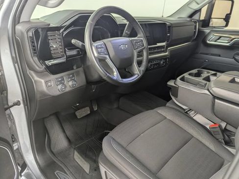 Used 2024 Chevrolet Silverado 1500 RST w/ Redline Edition AWD/4WD image 17