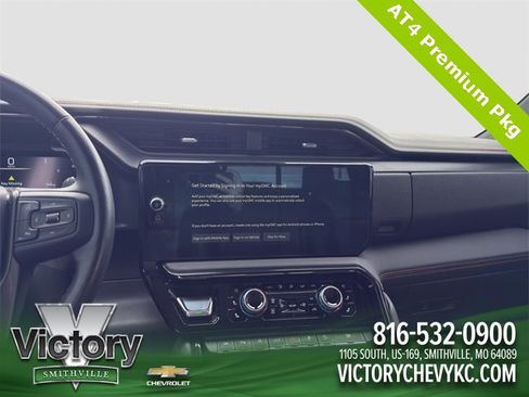Used 2023 GMC Sierra 1500 AT4 w/ AT4 Premium Package image 15