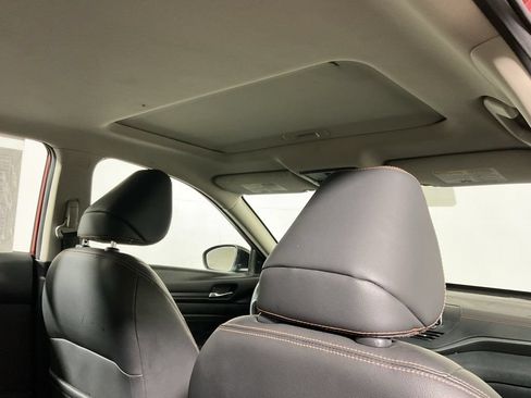 Used 2019 Nissan Altima 2.5 SR w/ SR Premium Package AWD/4WD image 3