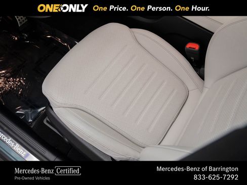 Certified 2025 Mercedes-Benz GLC 300 4MATIC image 15