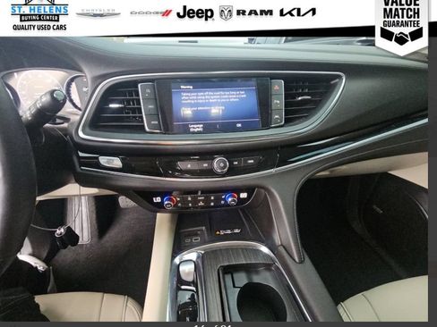 Used 2023 Buick Enclave Avenir w/ Avenir Technology Package AWD/4WD image 6