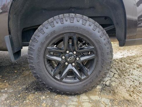 Used 2020 Chevrolet Silverado 1500 LT Trail Boss AWD/4WD image 33