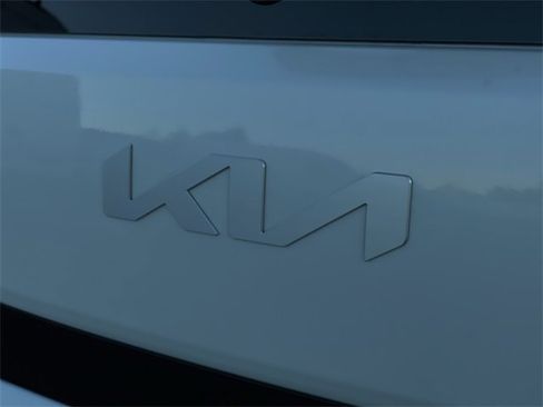 Used 2024 Kia Soul LX w/ Option Group 015 image 27