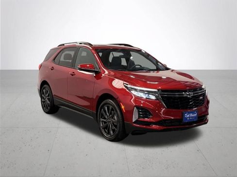 Certified 2023 Chevrolet Equinox RS w/ RS Leather Package AWD/4WD image 9