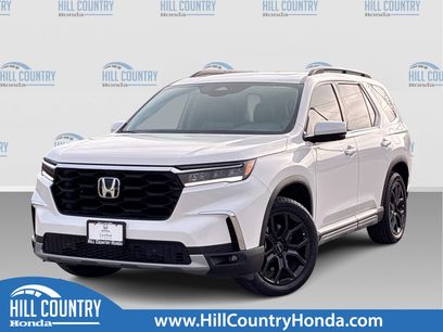 Certified 2025 Honda Pilot Touring