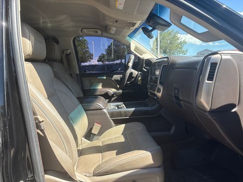 Used 2016 GMC Sierra 2500 Denali w/ Duramax Plus Package AWD/4WD image 29
