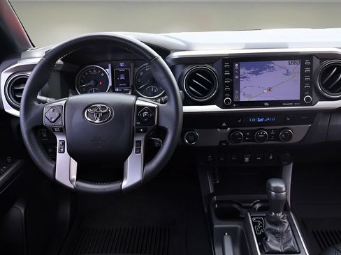 Certified 2022 Toyota Tacoma Limited RWD image 14
