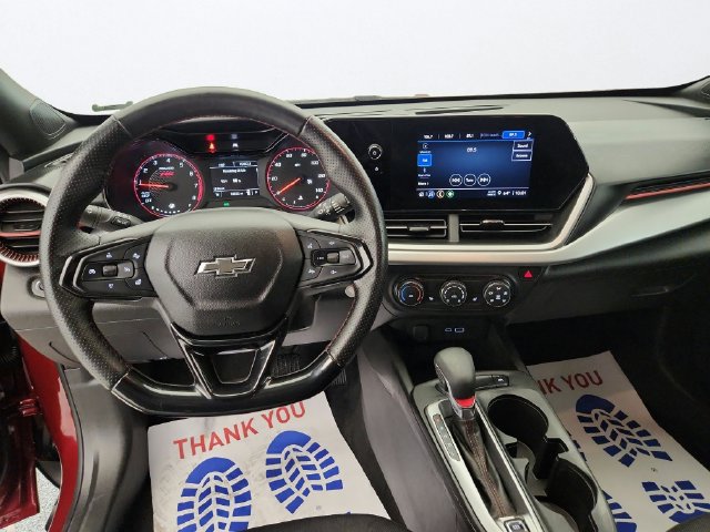 Used 2025 Chevrolet Trax RS w/ Driver Confidence Package FWD image 14