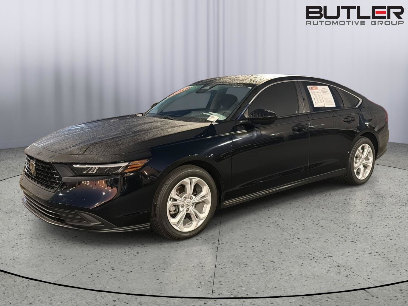 Used 2025 Honda Accord LX image 2