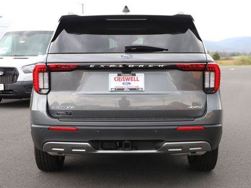 New 2026 Ford Explorer Active AWD/4WD image 4