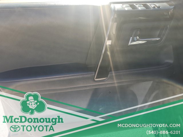 Used 2023 Toyota 4Runner TRD Off-Road Premium AWD/4WD image 12