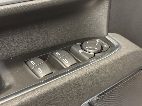 Used 2026 GMC Sierra 3500 SLE w/ Preferred Package image 11