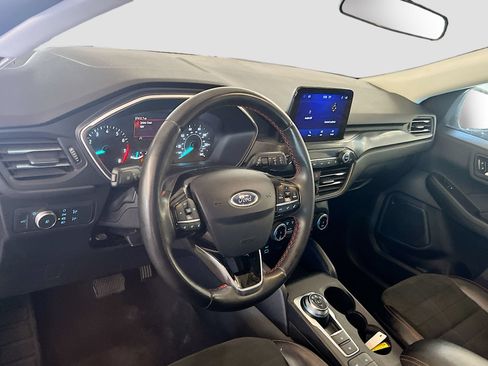 Used 2022 Ford Escape SEL w/ SEL Stealth AWD Package image 9
