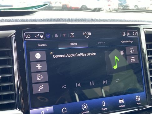 Used 2025 Chrysler Pacifica Select FWD image 37