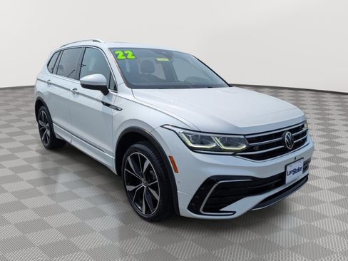 Used 2022 Volkswagen Tiguan SEL R-Line AWD/4WD image 7
